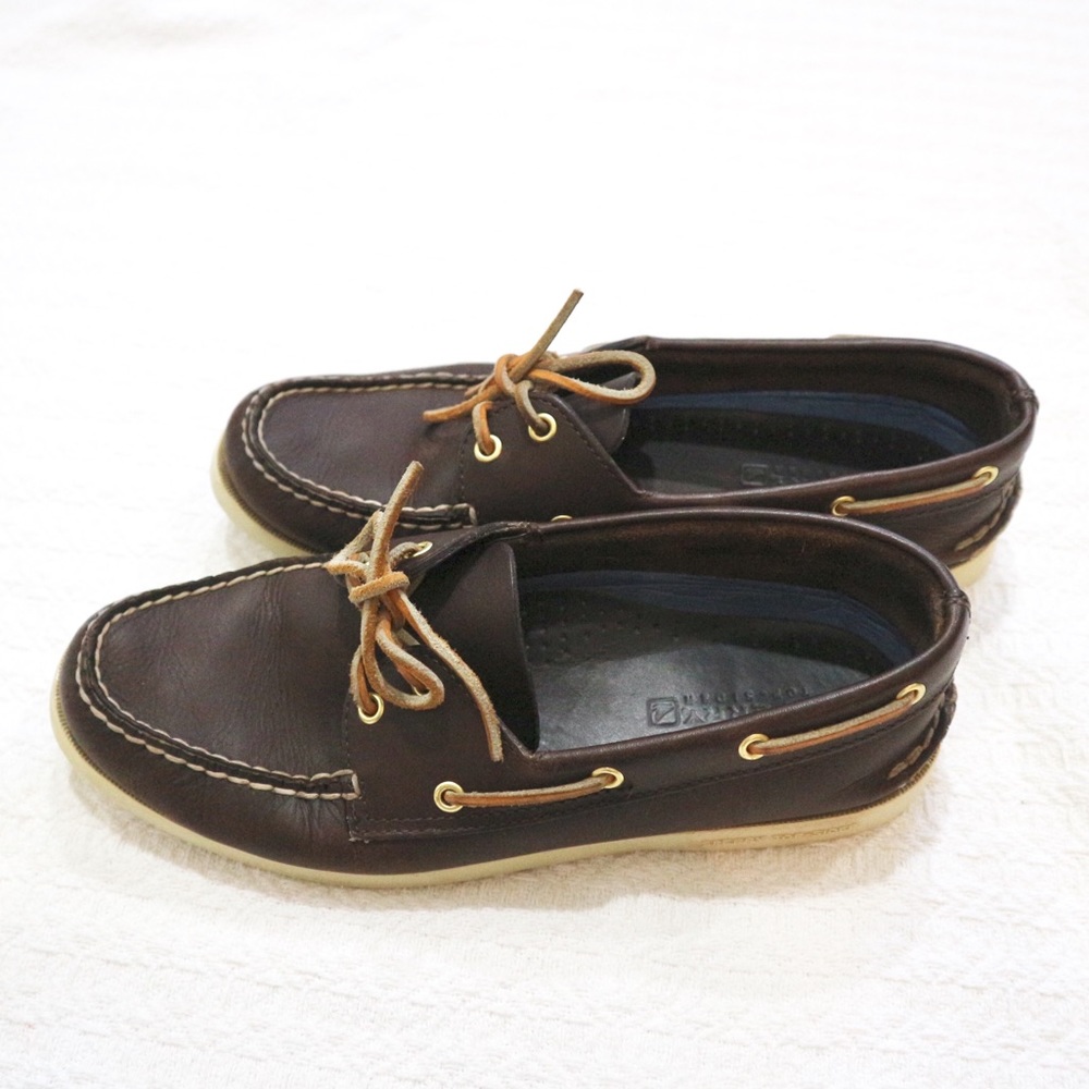 Sperry Top-Sider Men's Authentic 2-Eye Boat Shoe